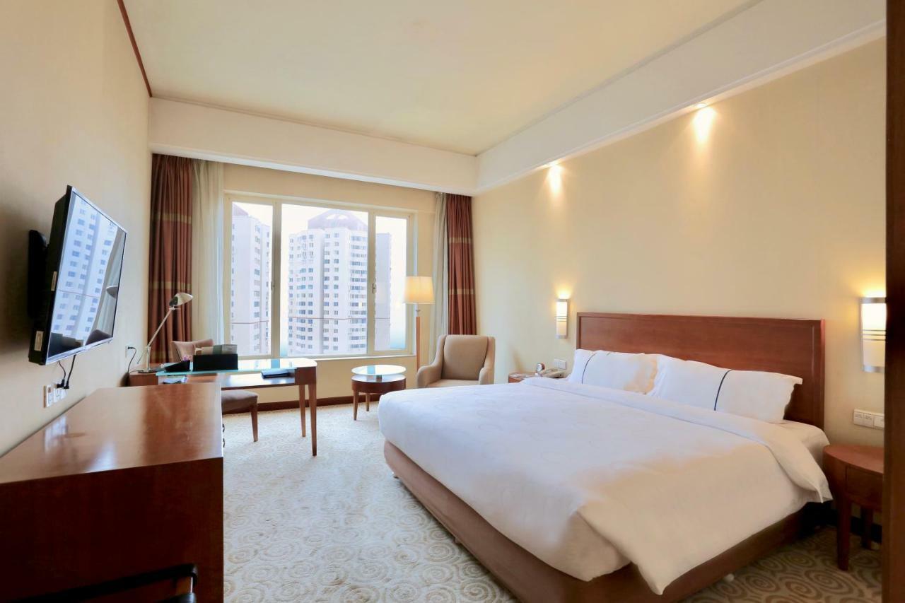 Hotel Equatorial Csingtao Szoba fotó