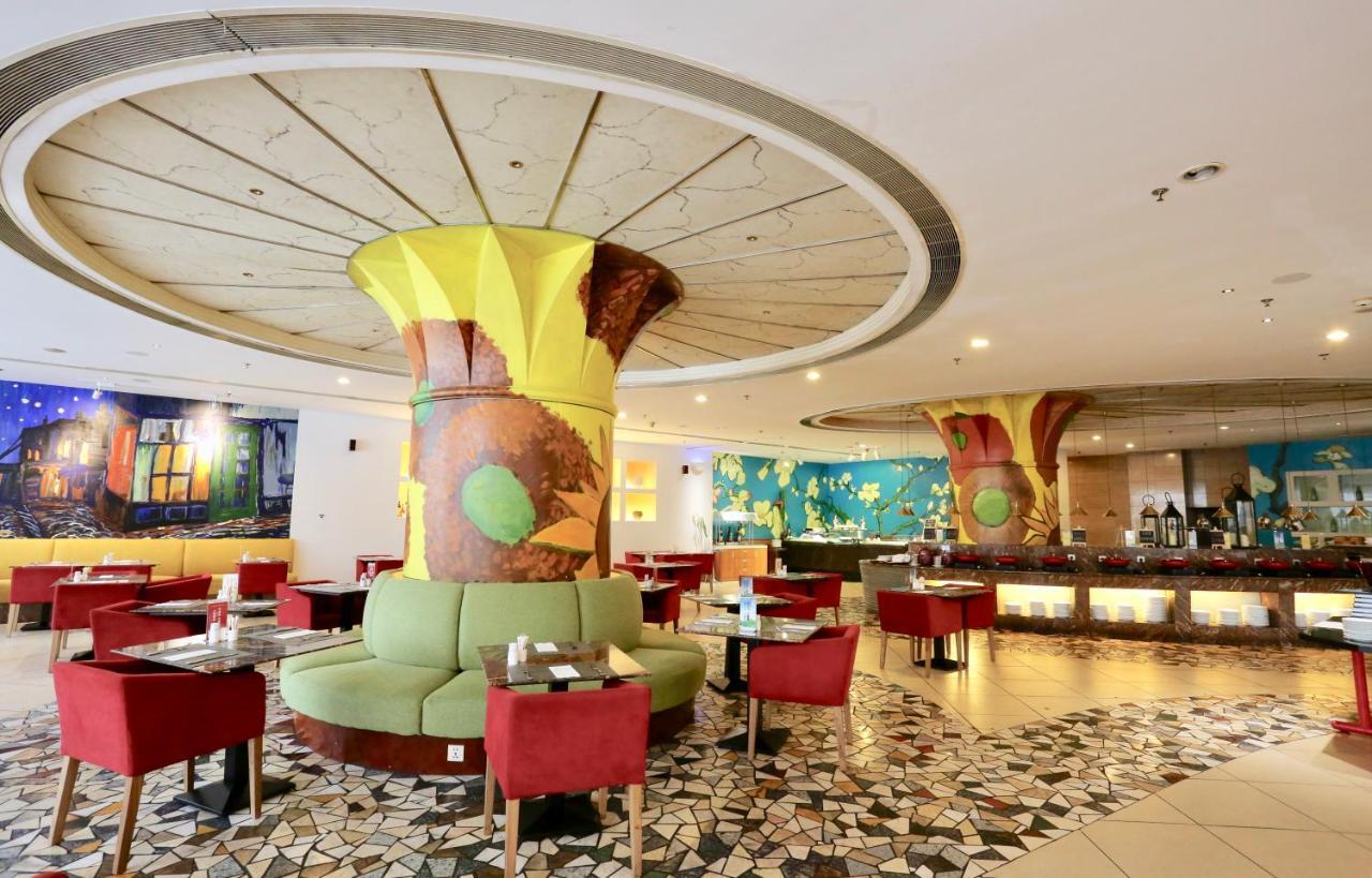 Hotel Equatorial Csingtao Kültér fotó